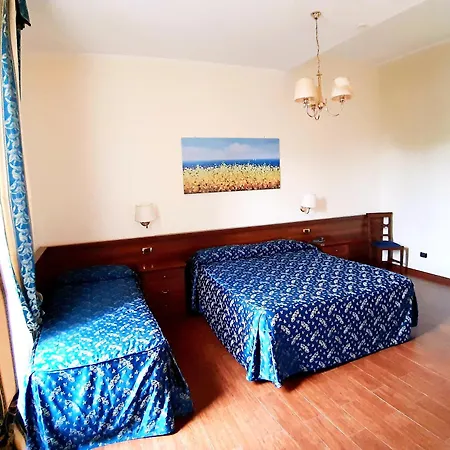 Colosseo Konukevi Roma